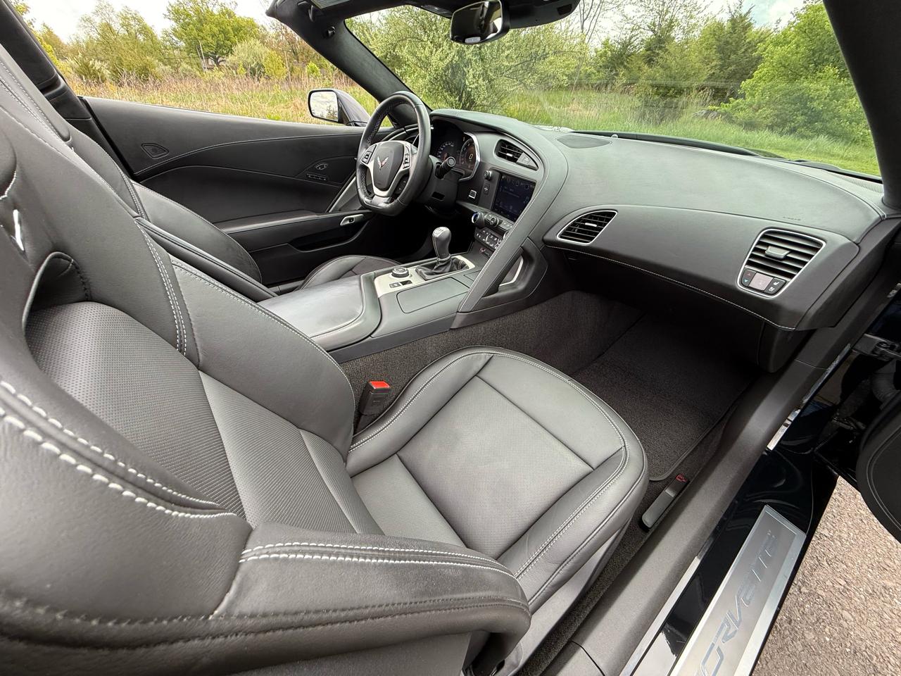Chevrolet Corvette 2dr Stingray Cpe w/3LT 2016