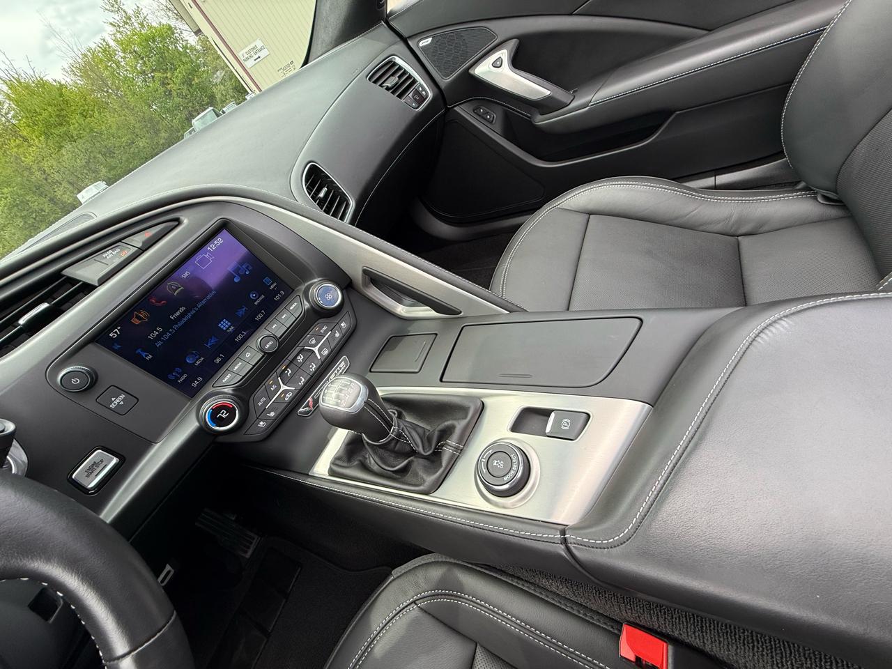 Chevrolet Corvette 2dr Stingray Cpe w/3LT 2016