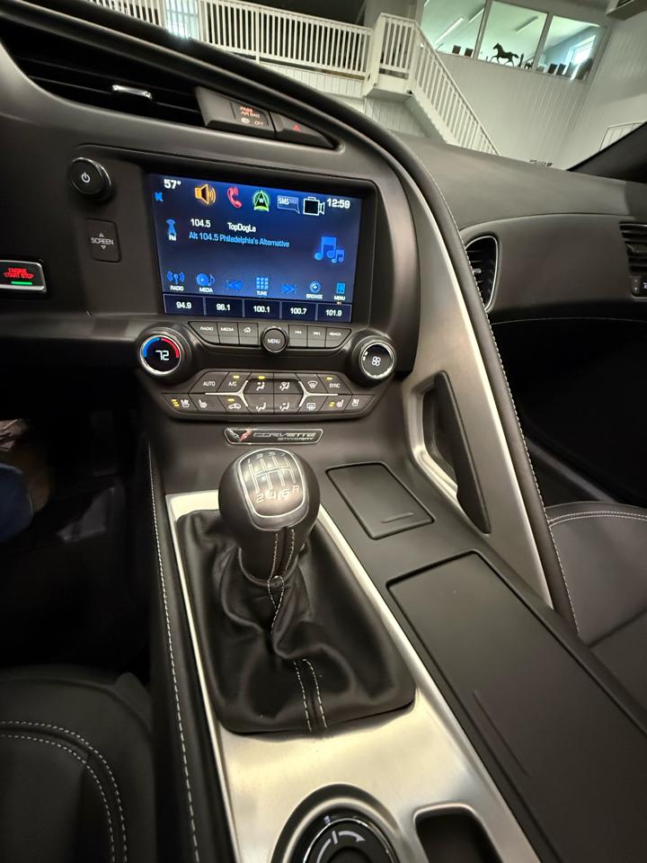 Chevrolet Corvette 2dr Stingray Cpe w/3LT 2016