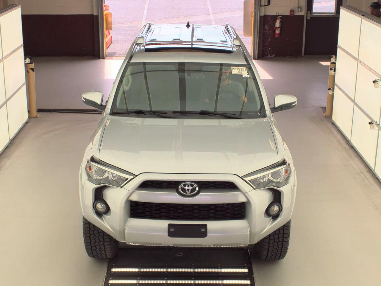 Toyota 4Runner  2016