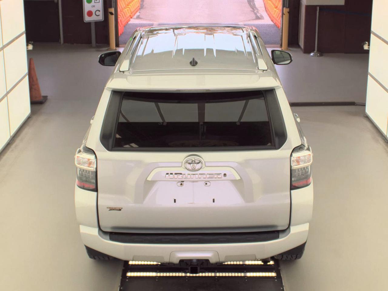 Toyota 4Runner  2016