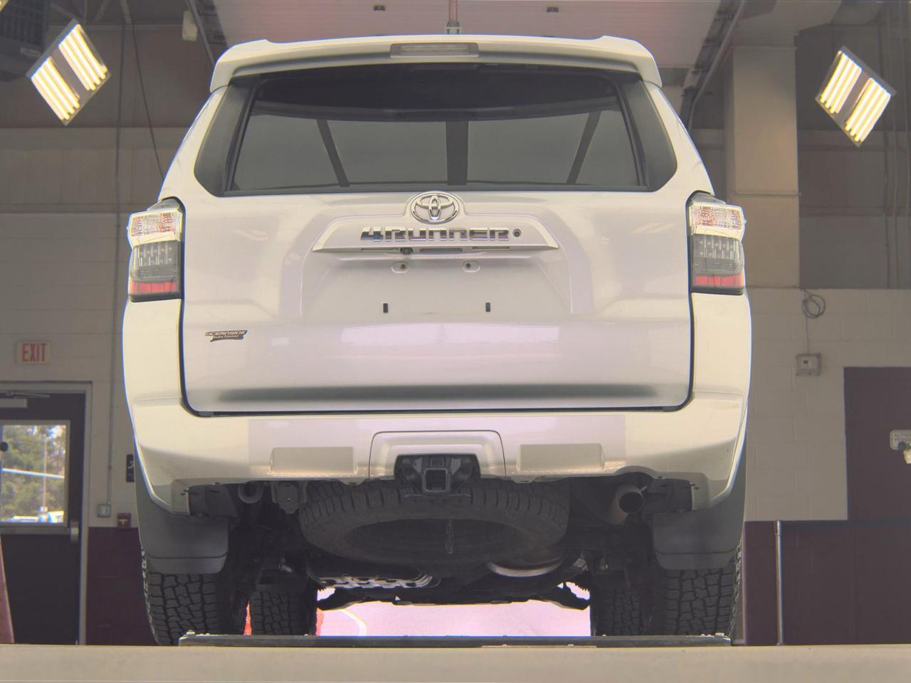 Toyota 4Runner  2016