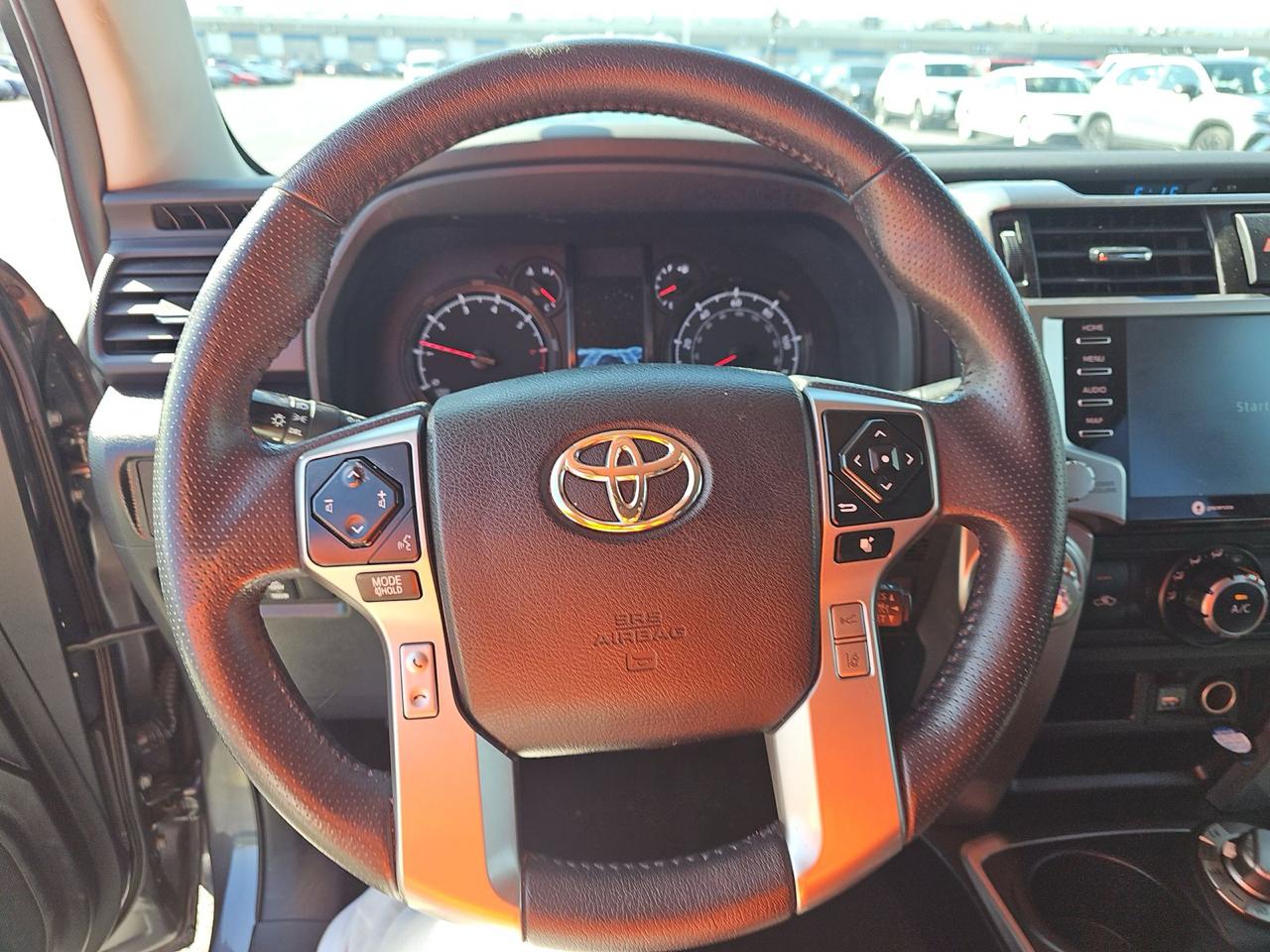 Toyota 4Runner SR5 4WD (Natl) 2021
