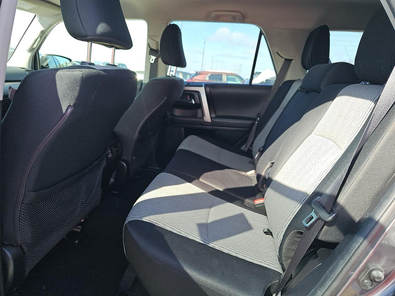 Toyota 4Runner SR5 4WD (Natl) 2021