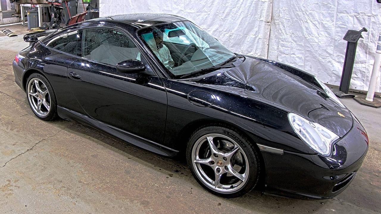 Porsche 911 Carrera 2dr Carrera Targa 6-Spd Manual 2002