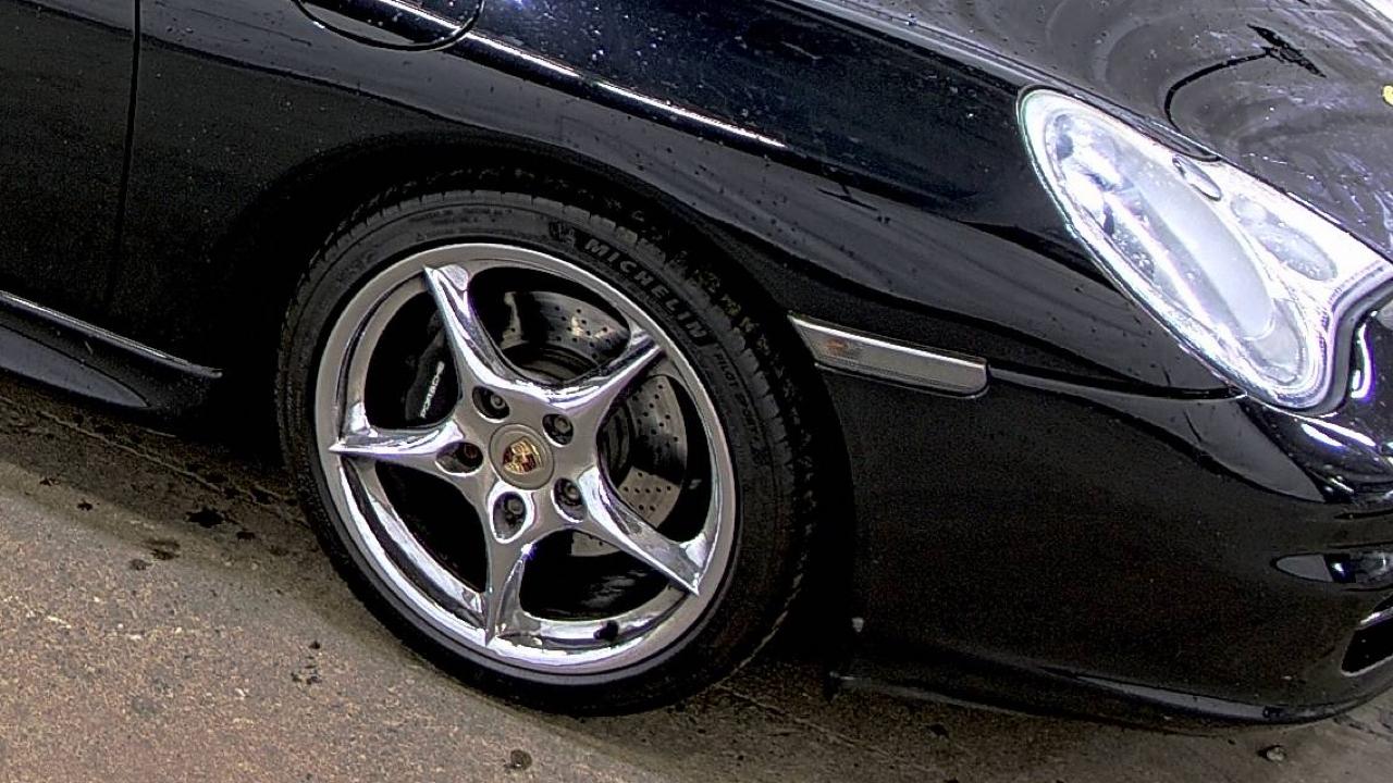 Porsche 911 Carrera 2dr Carrera Targa 6-Spd Manual 2002