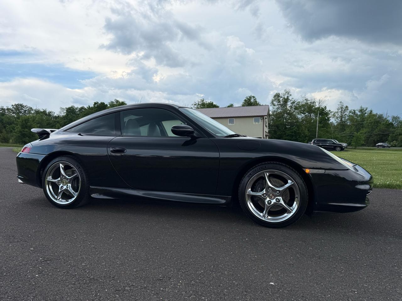 Porsche 911 Carrera 2dr Carrera Targa 6-Spd Manual 2002