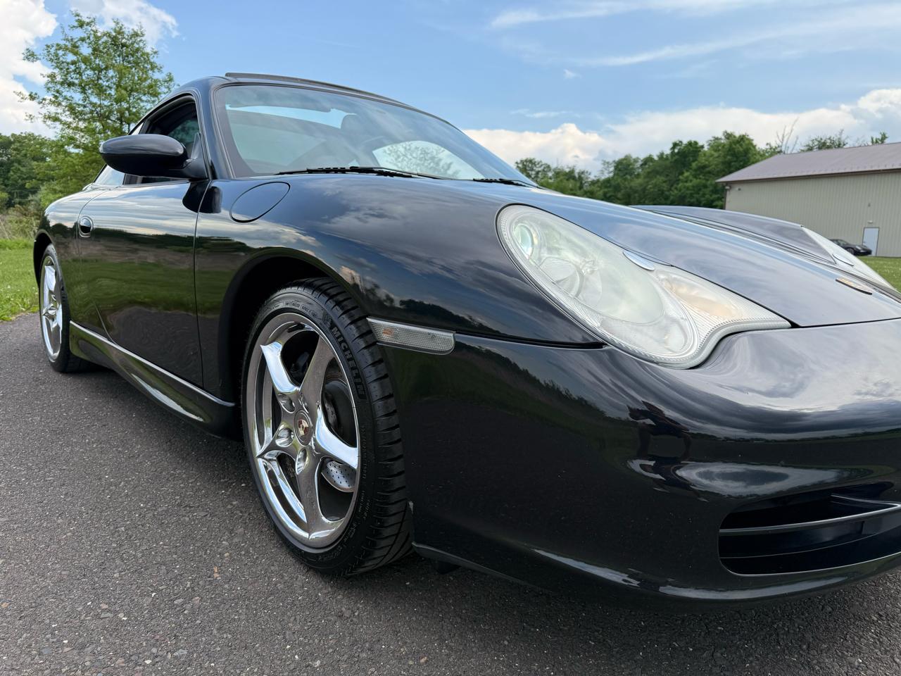 Porsche 911 Carrera 2dr Carrera Targa 6-Spd Manual 2002