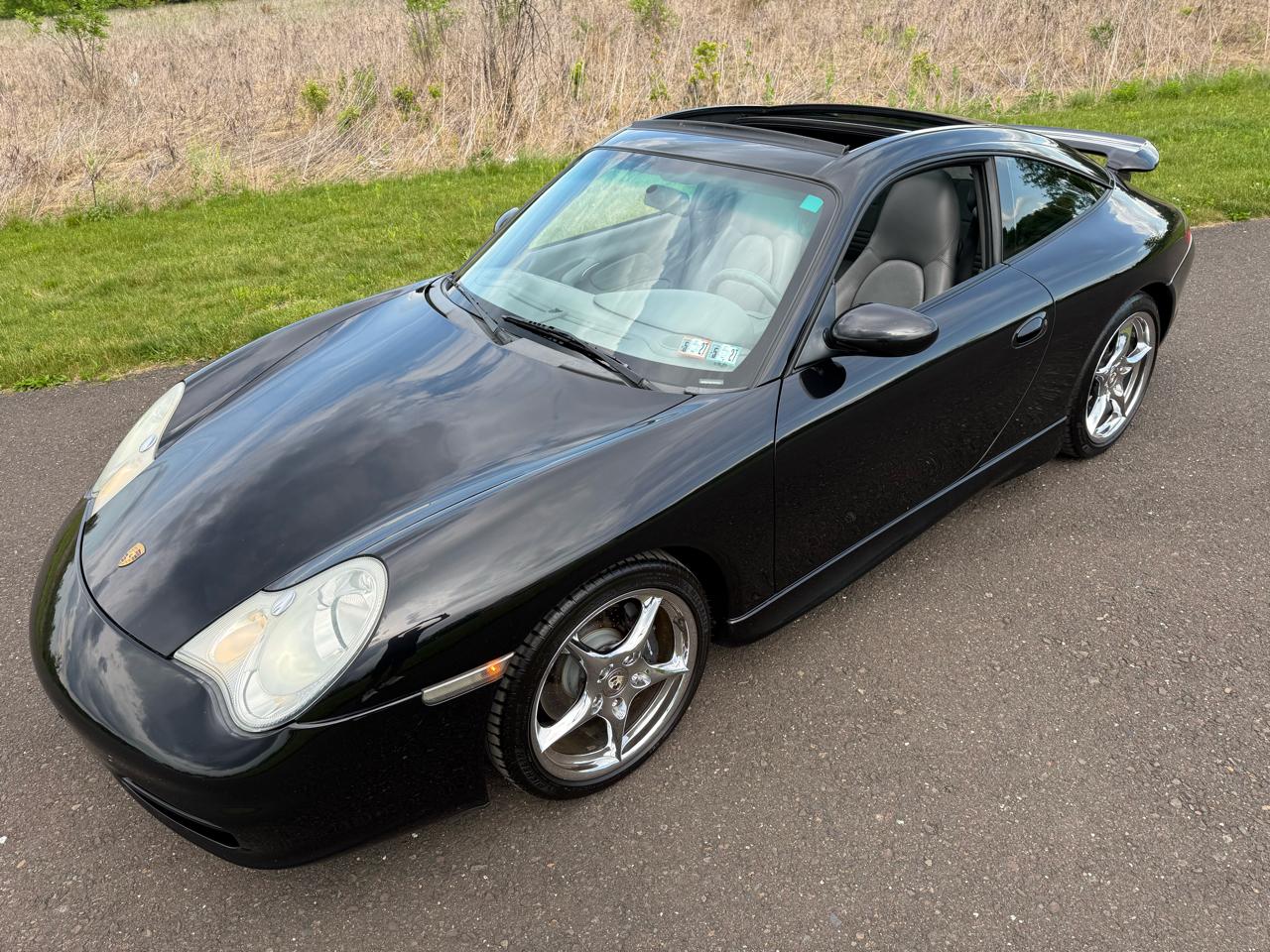 Porsche 911 Carrera 2dr Carrera Targa 6-Spd Manual 2002