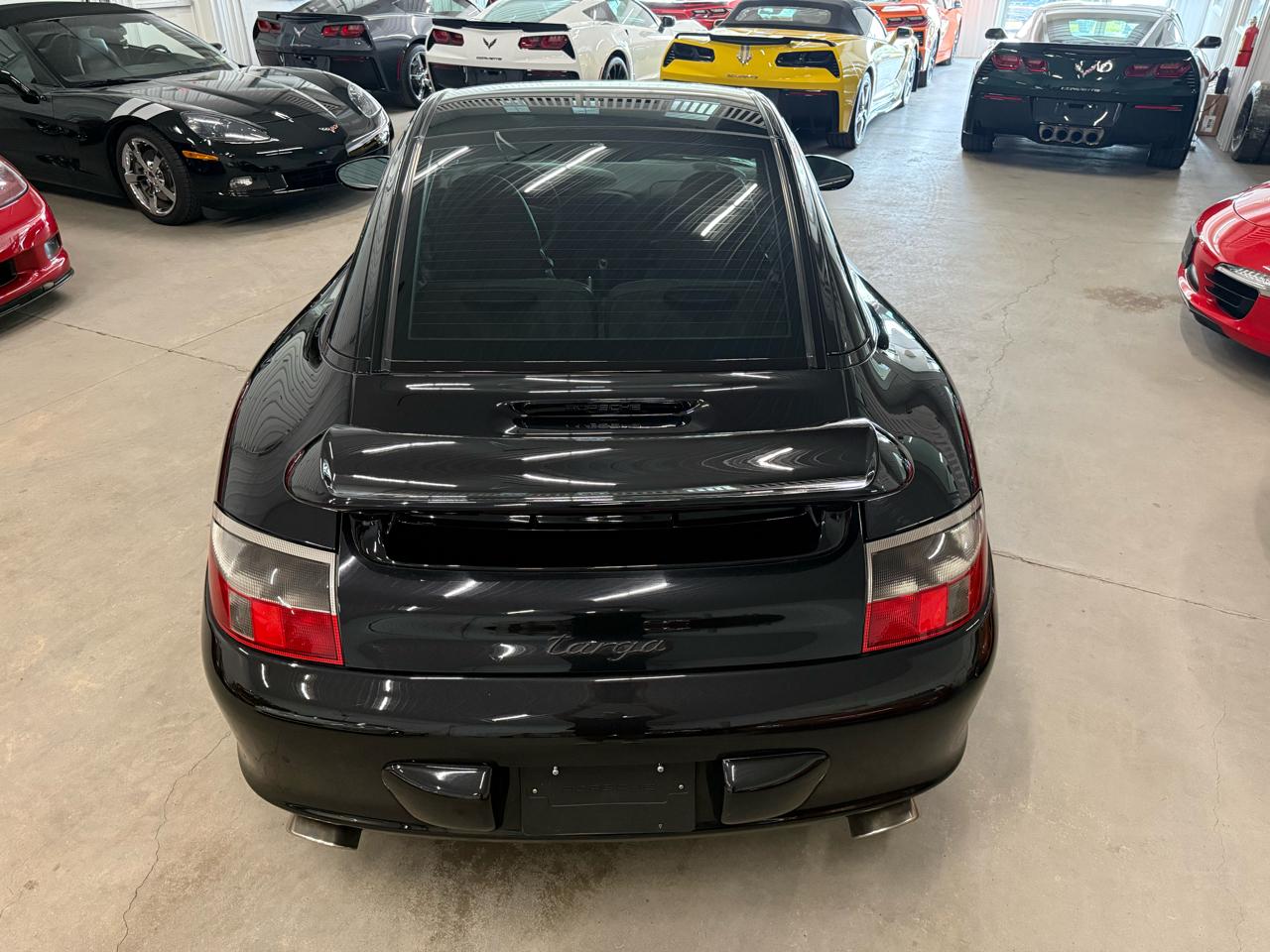 Porsche 911 Carrera 2dr Carrera Targa 6-Spd Manual 2002