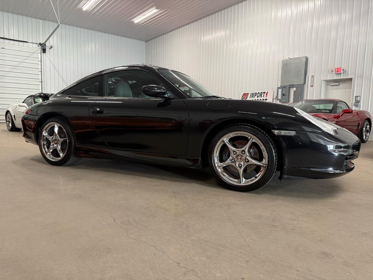 Porsche 911 Carrera 2dr Carrera Targa 6-Spd Manual 2002