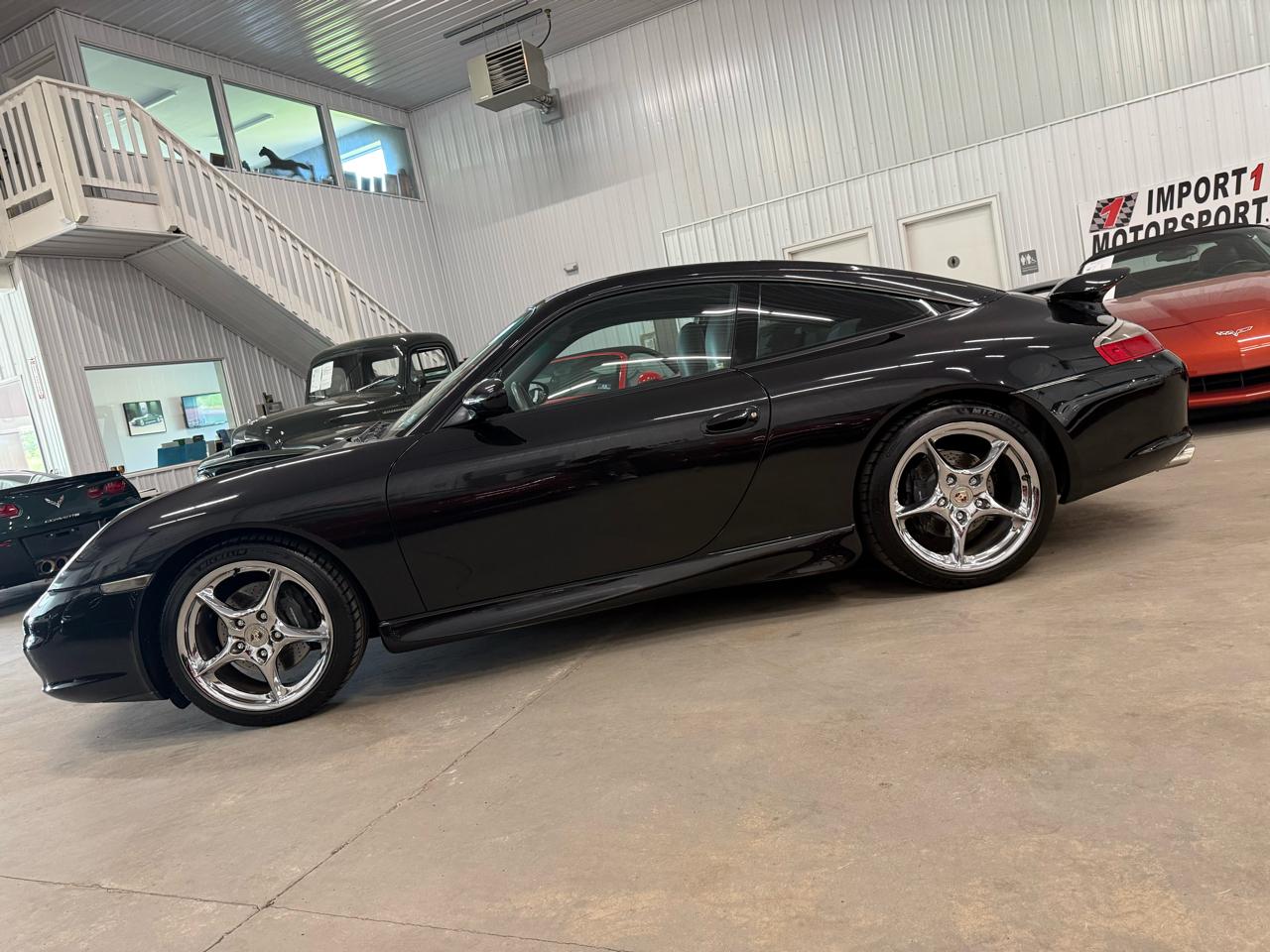 Porsche 911 Carrera 2dr Carrera Targa 6-Spd Manual 2002