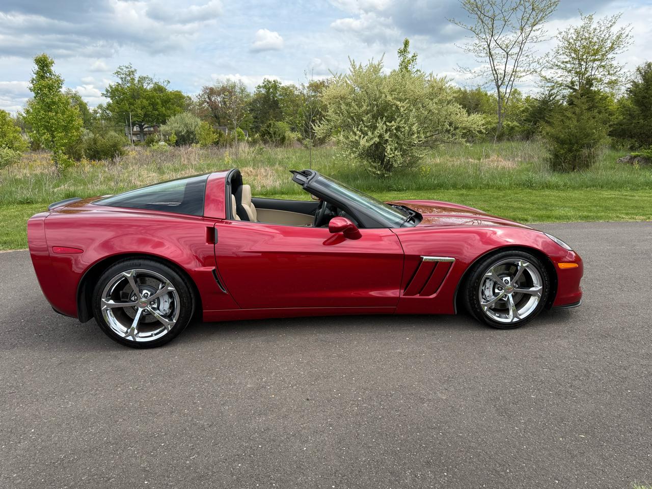 Chevrolet Corvette 2dr Cpe Grand Sport w/3LT 2013