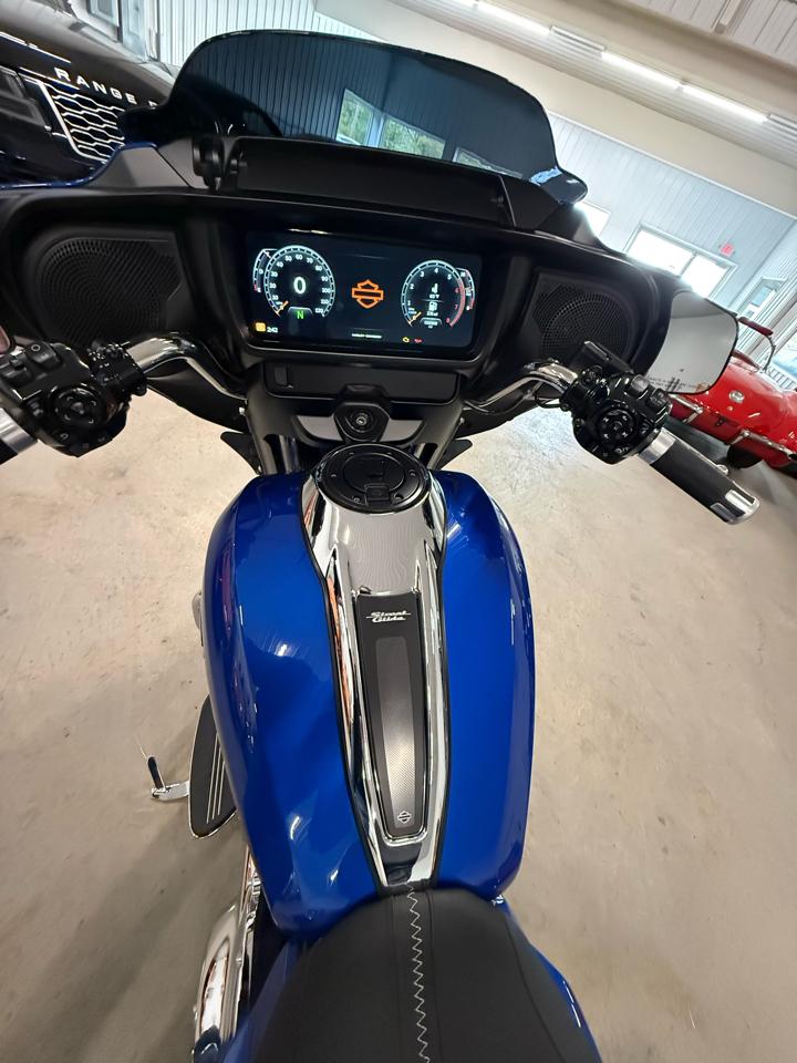Harley-Davidson FLHX Street Glide 2024