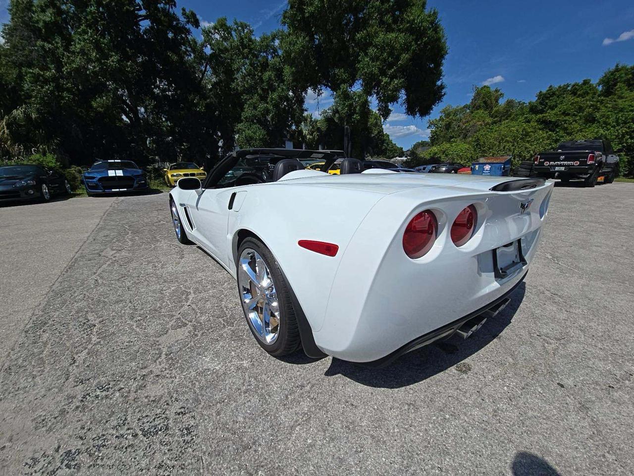 Chevrolet Corvette 2dr Conv Z16 Grand Sport w/4LT 2011