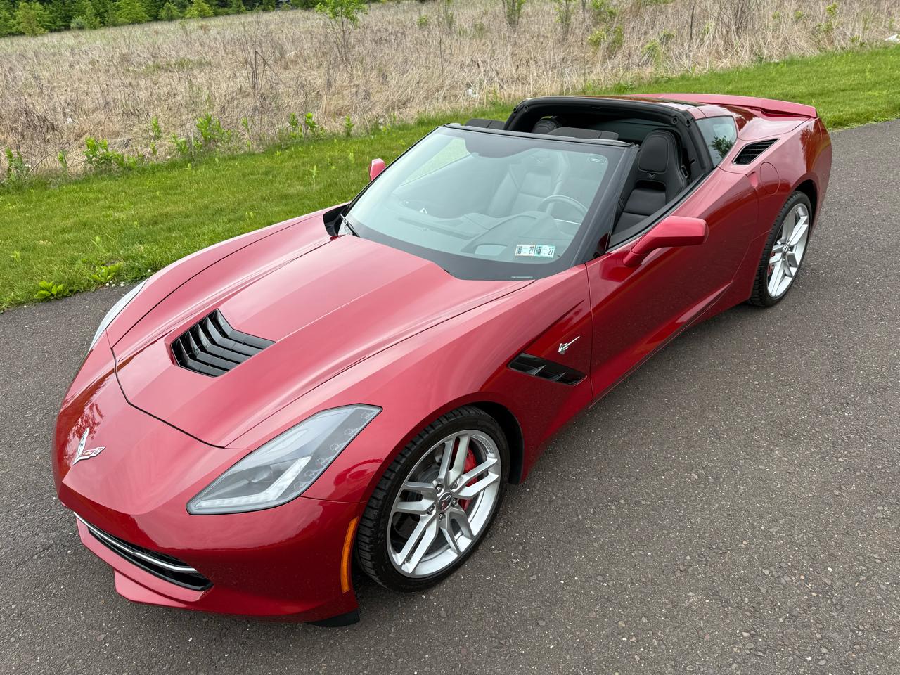2014 Chevrolet Corvette Stingray Coupe w/Z51's photo