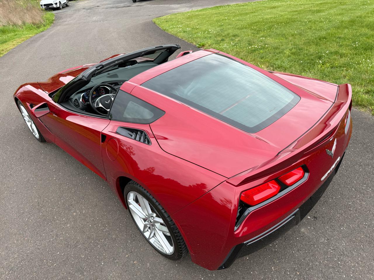 Chevrolet Corvette Stingray 2dr Z51 Cpe w/2LT 2014