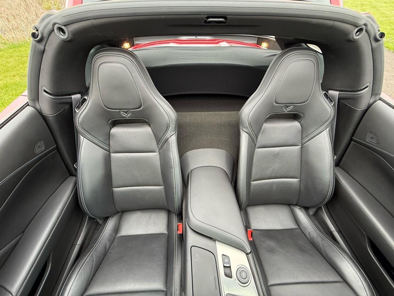 Chevrolet Corvette Stingray 2dr Z51 Cpe w/2LT 2014