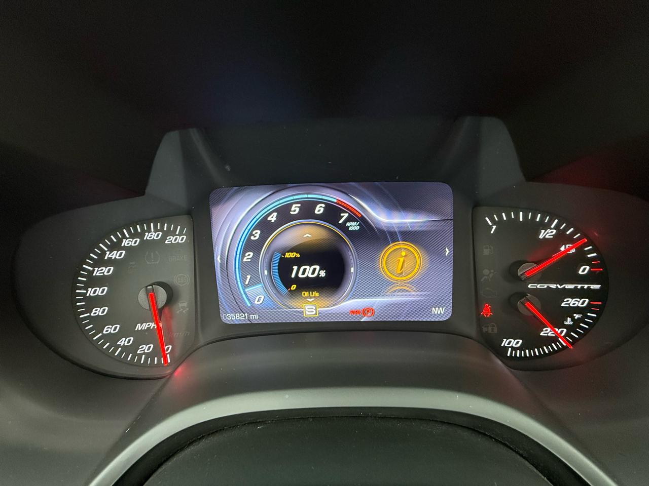Chevrolet Corvette Stingray 2dr Z51 Cpe w/2LT 2014