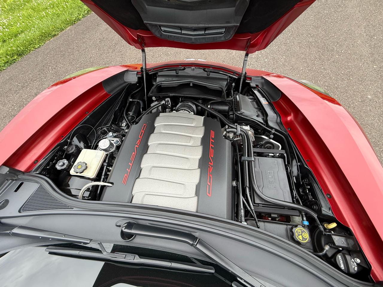 Chevrolet Corvette Stingray 2dr Z51 Cpe w/2LT 2014
