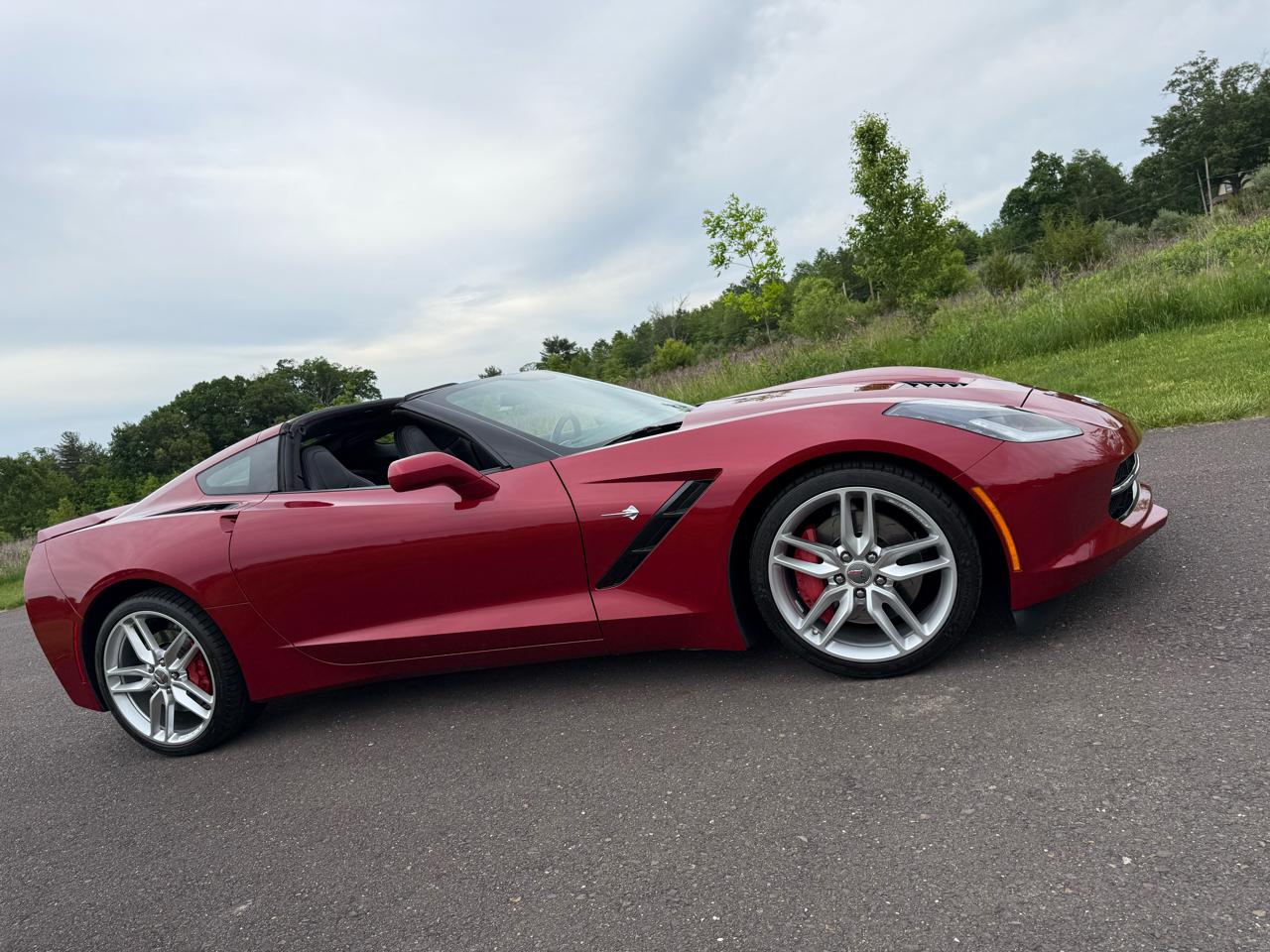 Chevrolet Corvette Stingray 2dr Z51 Cpe w/2LT 2014