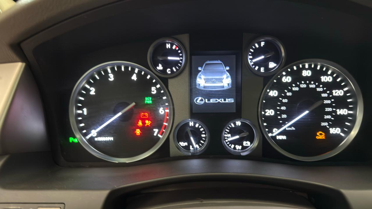 Lexus LX 570 4WD 4dr 2013
