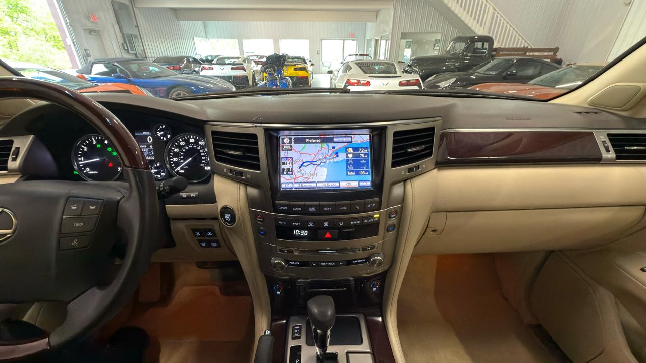 Lexus LX 570 4WD 4dr 2013
