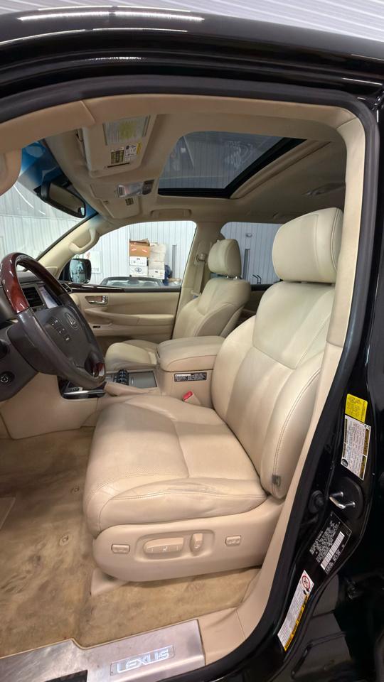 Lexus LX 570 4WD 4dr 2013