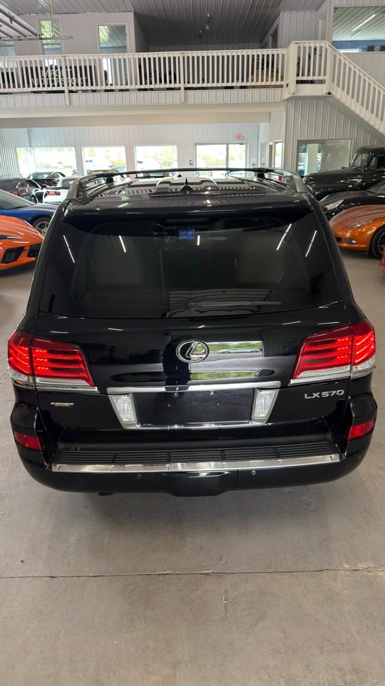 Lexus LX 570 4WD 4dr 2013