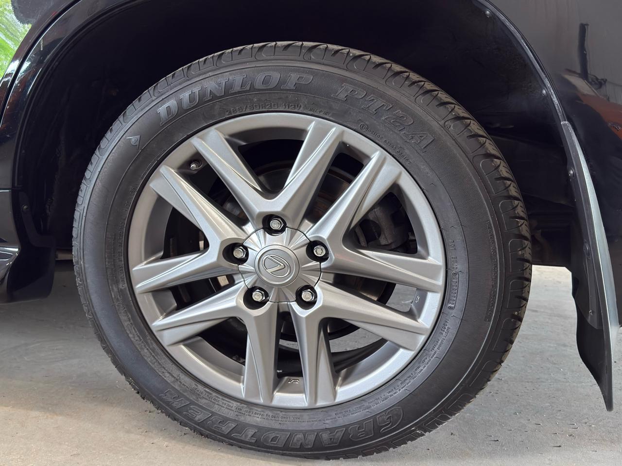 Lexus LX 570 4WD 4dr 2013
