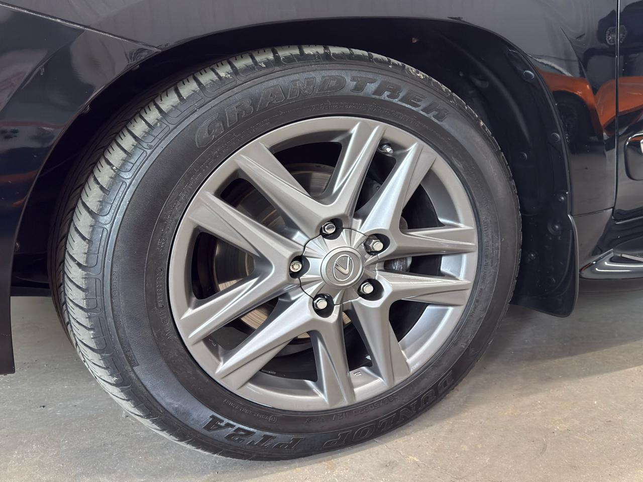 Lexus LX 570 4WD 4dr 2013
