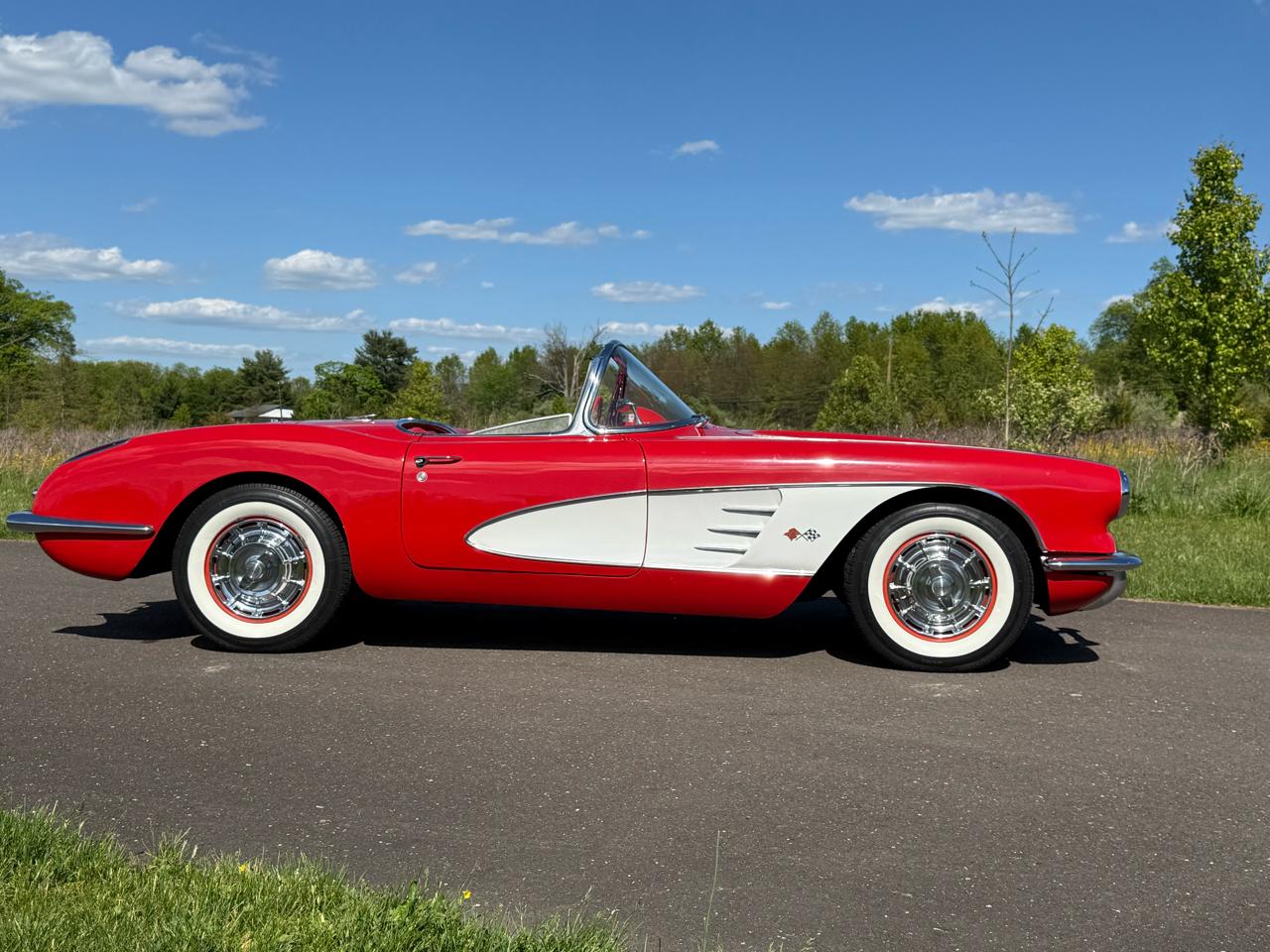 Chevrolet Corvette  1960