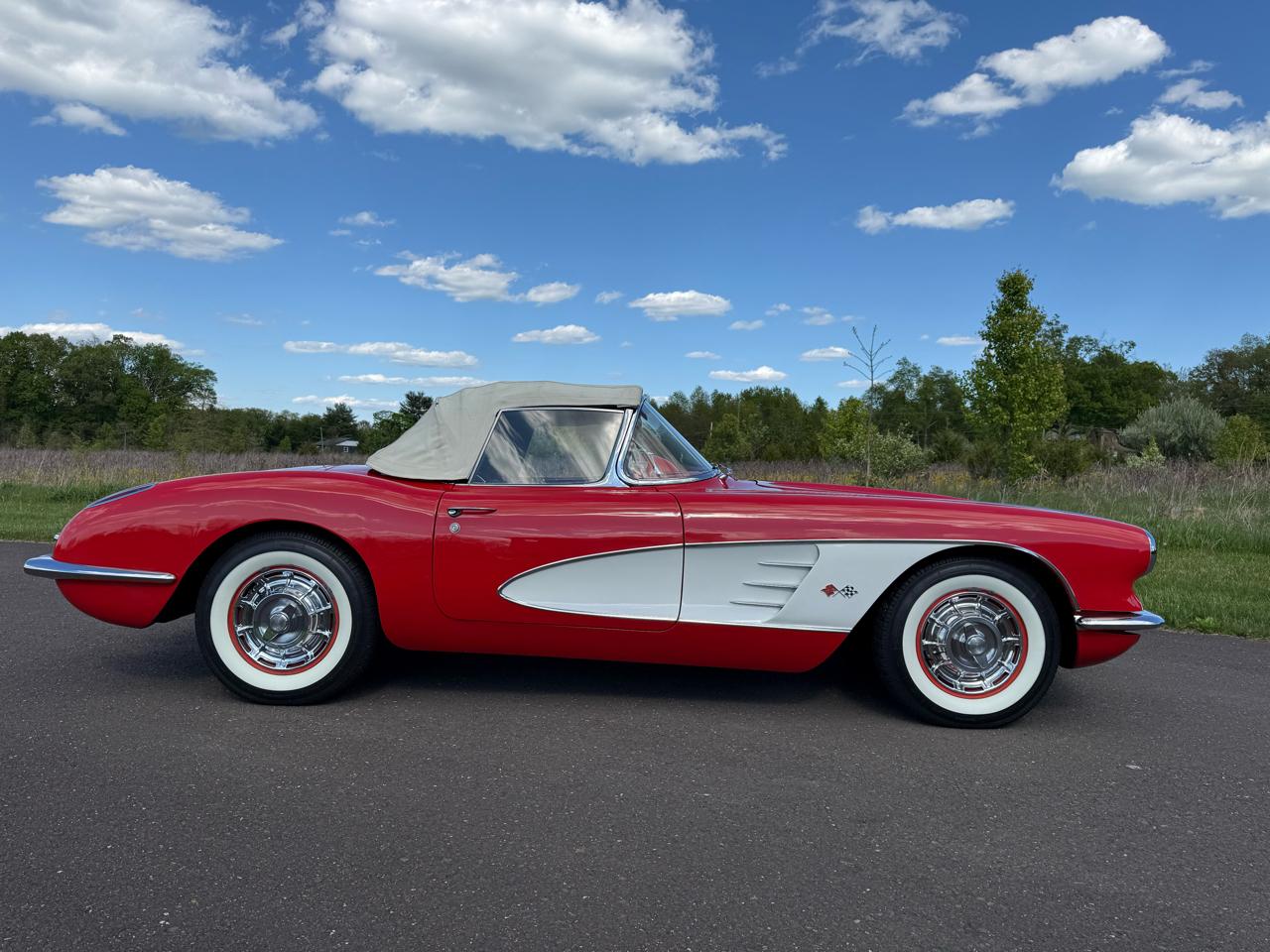 Chevrolet Corvette  1960
