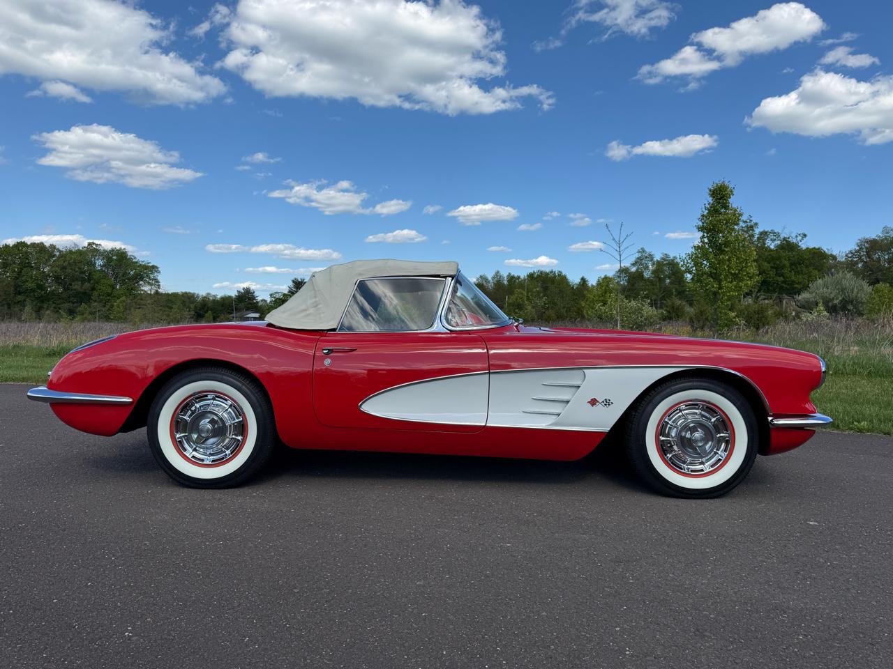 Chevrolet Corvette  1960