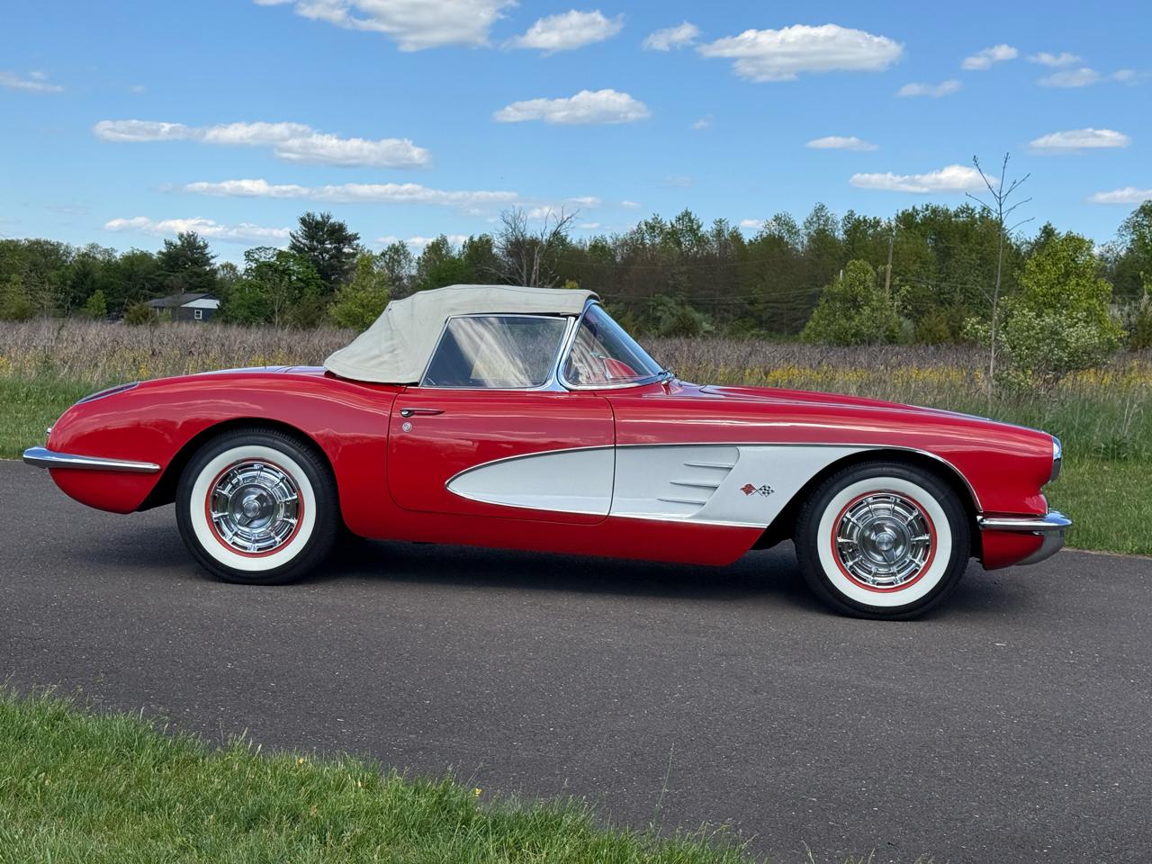 Chevrolet Corvette  1960