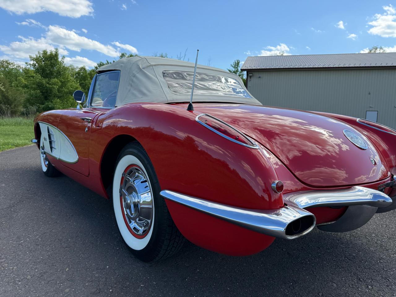 Chevrolet Corvette  1960
