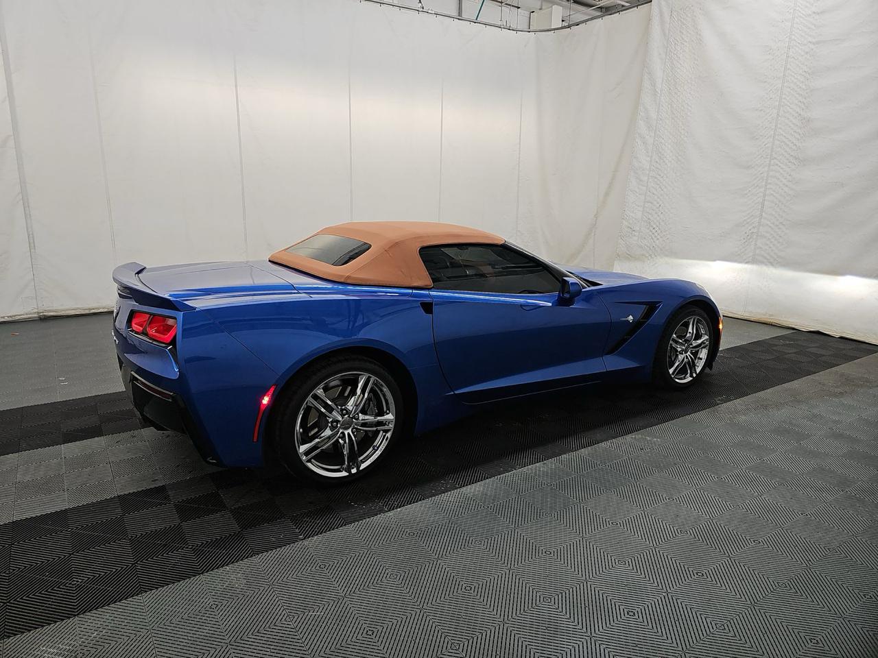 Chevrolet Corvette 2dr Stingray Conv w/3LT 2016