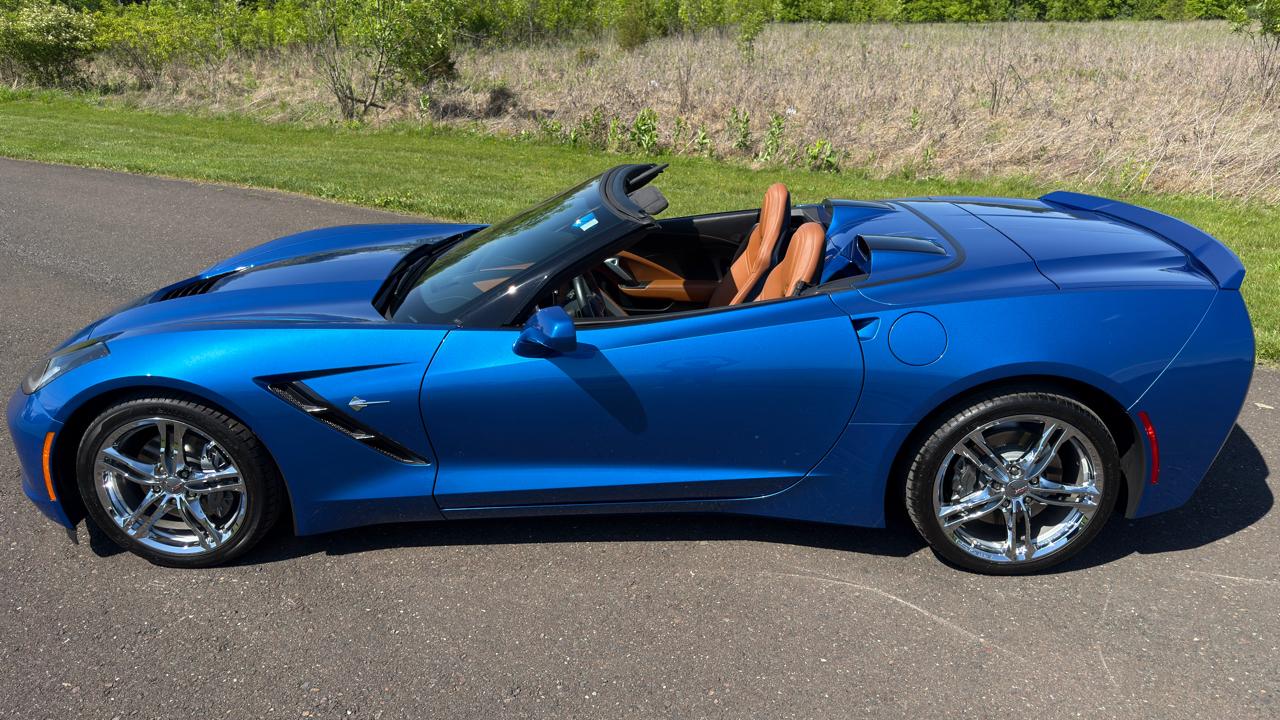 Chevrolet Corvette 2dr Stingray Conv w/3LT 2016