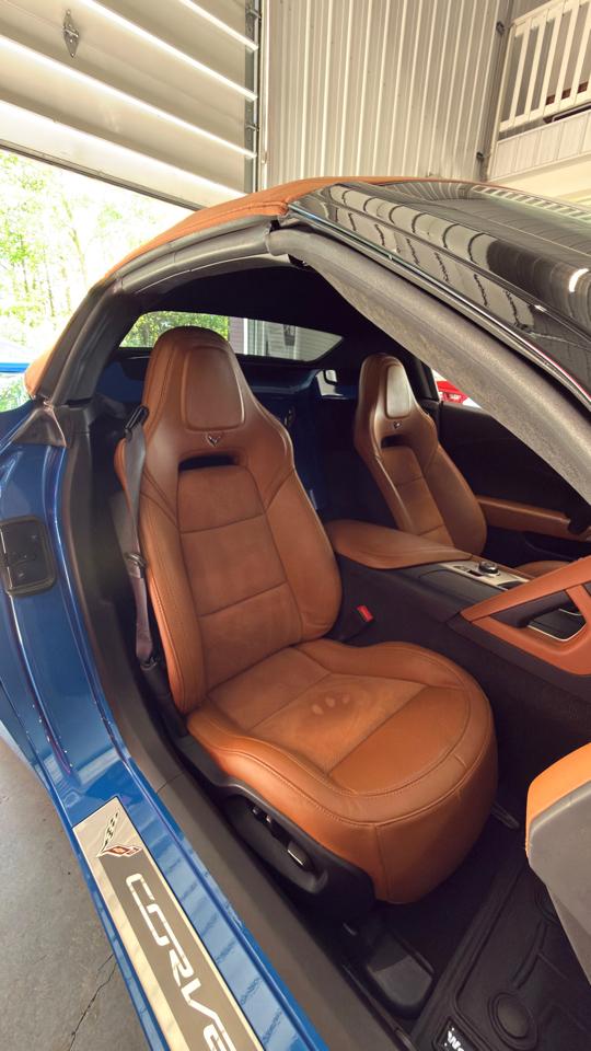 Chevrolet Corvette 2dr Stingray Conv w/3LT 2016
