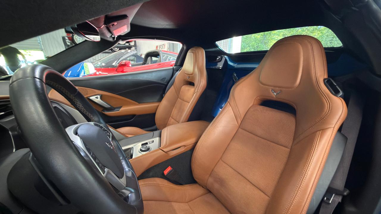 Chevrolet Corvette 2dr Stingray Conv w/3LT 2016