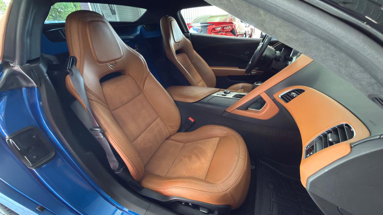 Chevrolet Corvette 2dr Stingray Conv w/3LT 2016