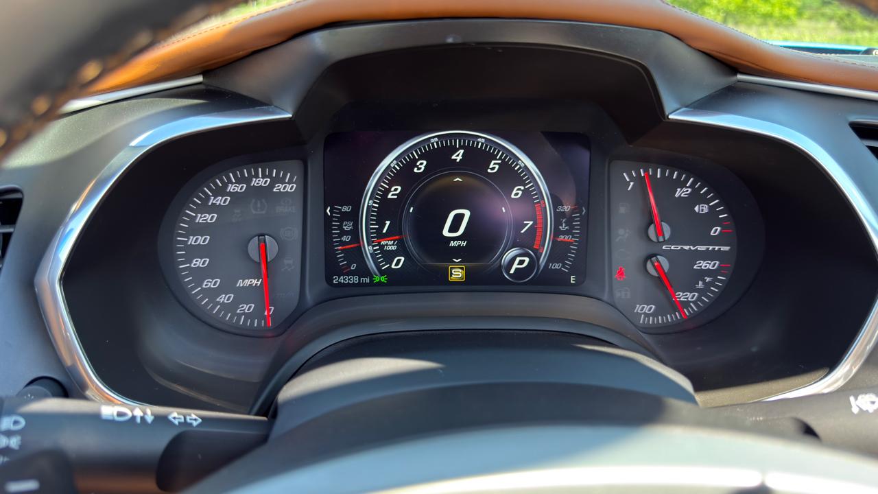 Chevrolet Corvette 2dr Stingray Conv w/3LT 2016