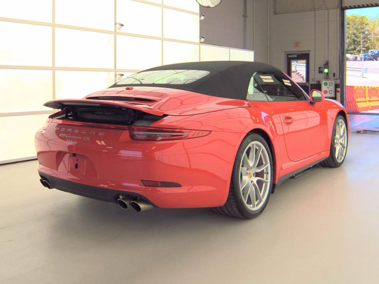 Porsche 911 2dr Cabriolet Carrera 4S 2014