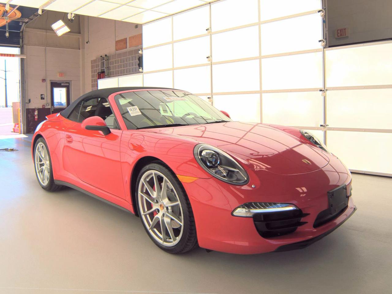 Porsche 911 2dr Cabriolet Carrera 4S 2014