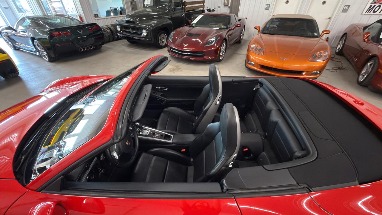 Porsche 911 2dr Cabriolet Carrera 4S 2014