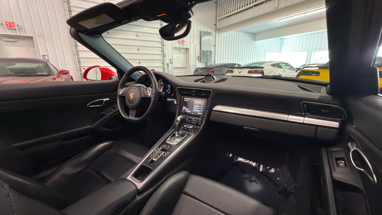 Porsche 911 2dr Cabriolet Carrera 4S 2014