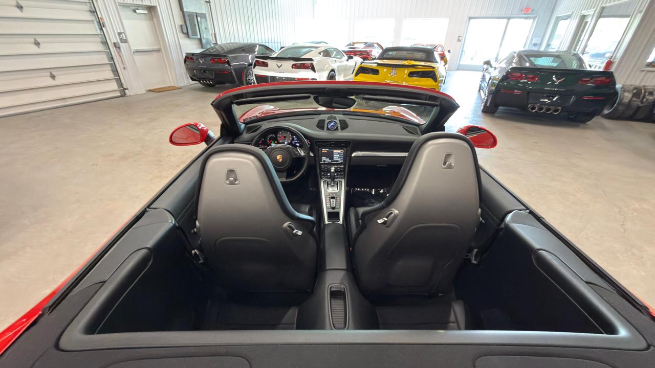 Porsche 911 2dr Cabriolet Carrera 4S 2014
