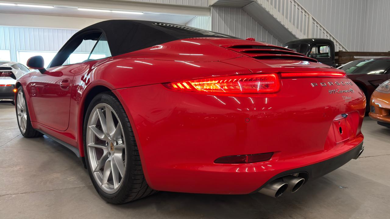 Porsche 911 2dr Cabriolet Carrera 4S 2014