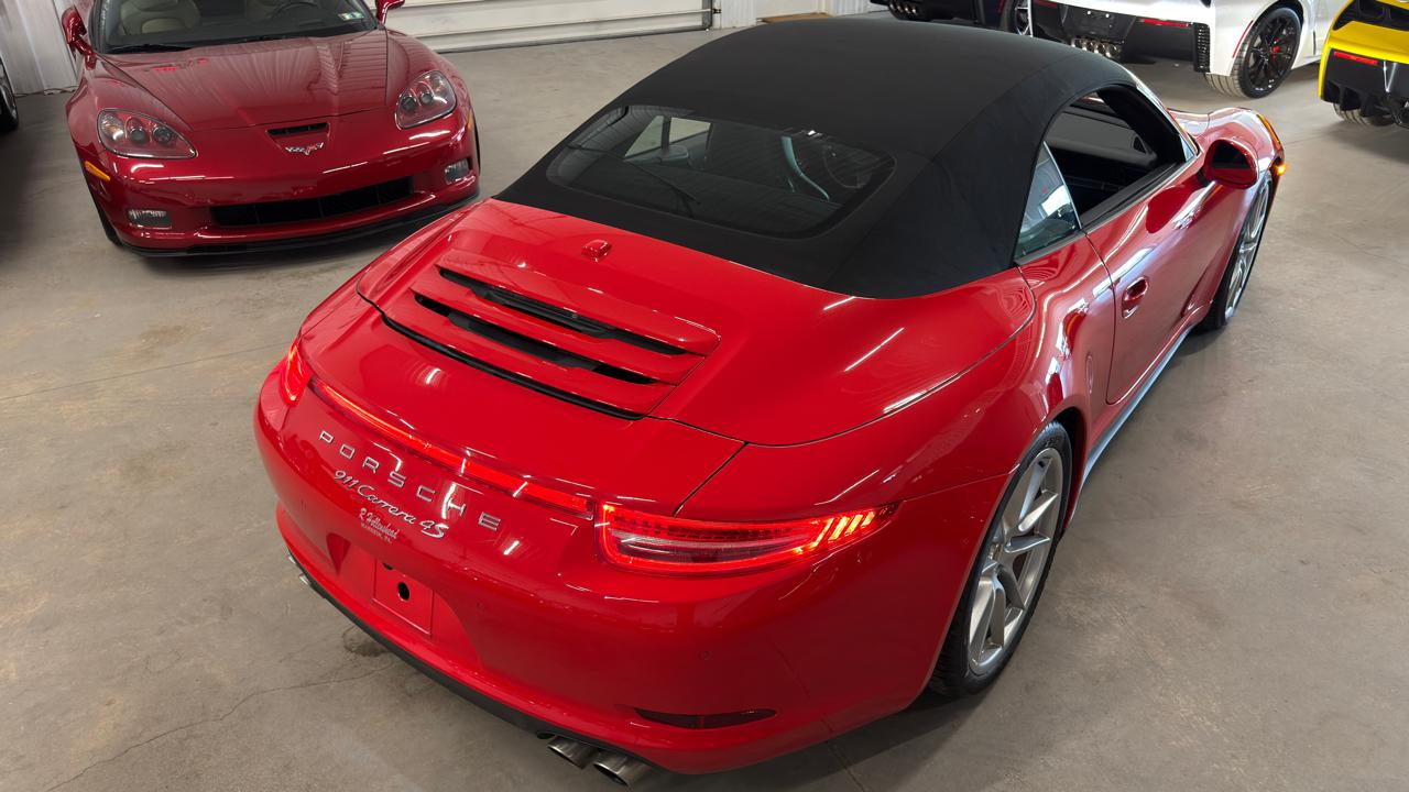 Porsche 911 2dr Cabriolet Carrera 4S 2014
