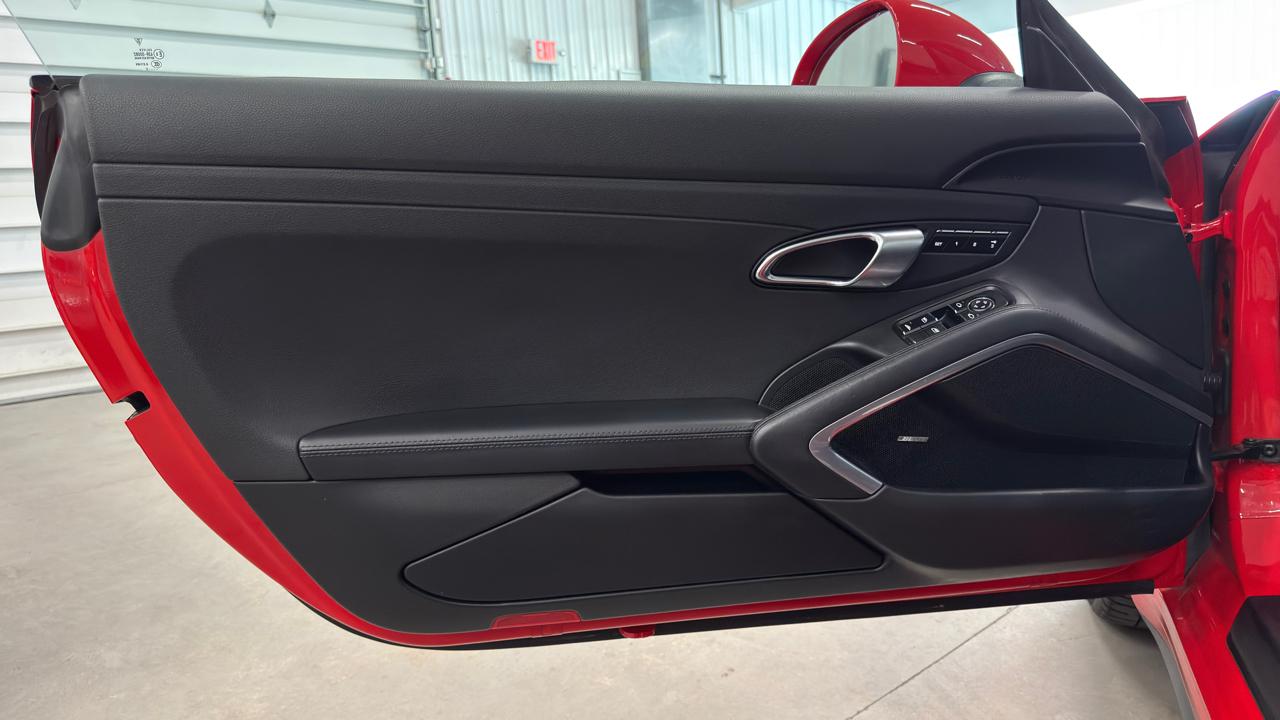 Porsche 911 2dr Cabriolet Carrera 4S 2014